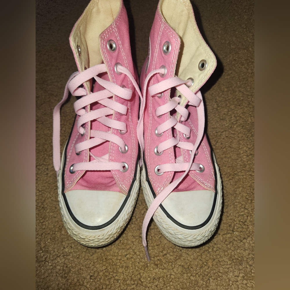 Converse High top Shoes Women's size 5